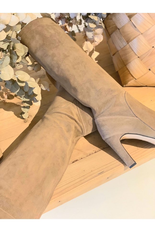 BOTA SERRAJE CHELSEA