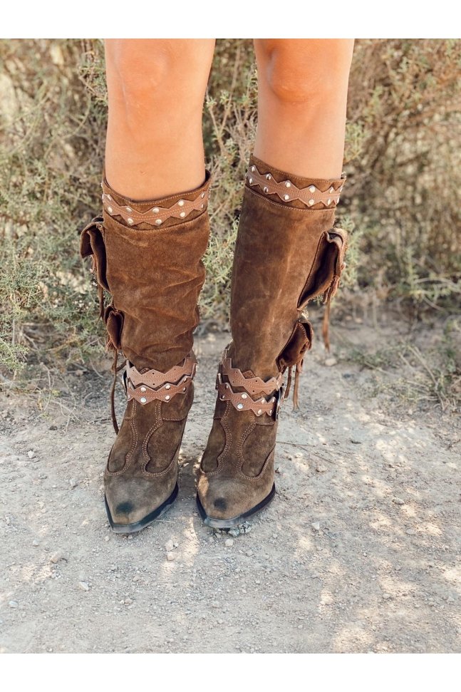 EL VAQUERO GELDING SILVESRTONE TOBACCO