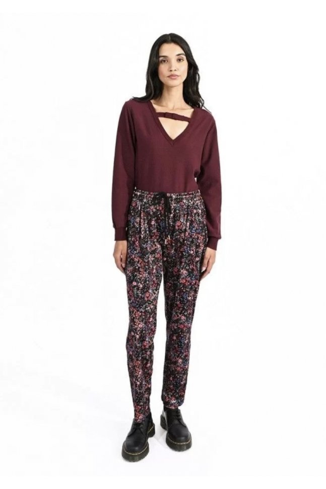 PANTALON ESTAMPADO FLORAL PANTALON ESTAMPADO FLORAL