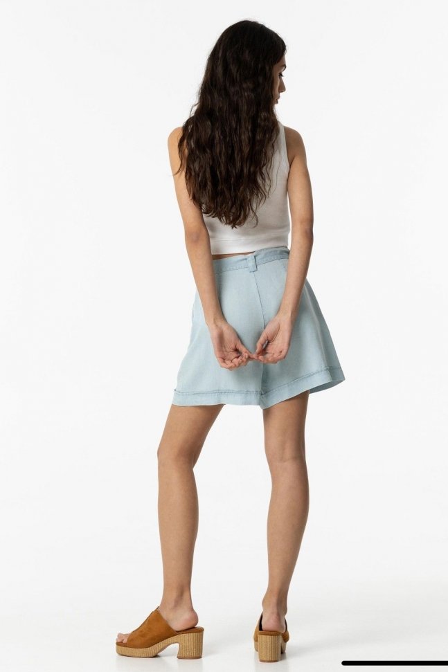 SHORT LOLA SHORT LOLA