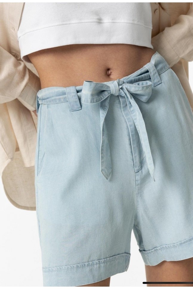 SHORT LOLA SHORT LOLA