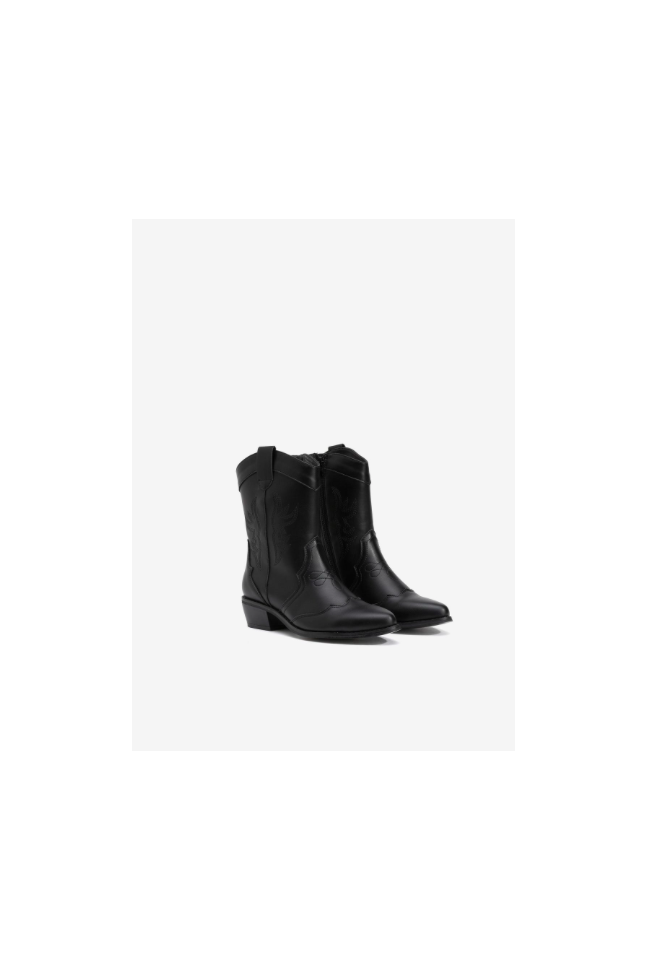 BOTA COWBOY CON PESPUNTES BOTA COWBOY CON PESPUNTES
