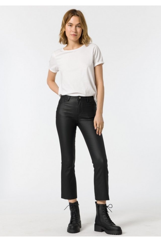 PANTALON ENCERADO MEGAN 27 PANTALON ENCERADO MEGAN 27