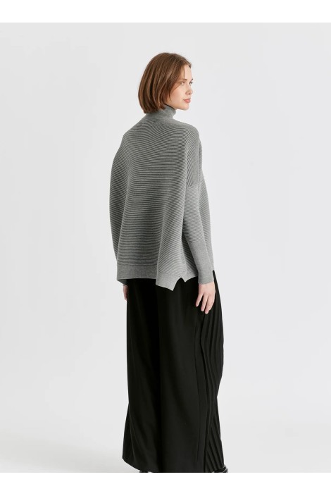 JERSEY CANALE CUELLO ALTO OVERSIZE GRIS 2