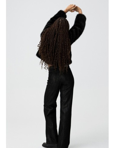 ABRIGO CORTO CON PELO ABRIGO CORTO CON PELO