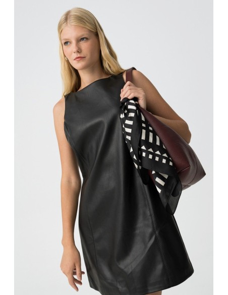 VESTIDO CORTO REGULAR FIT