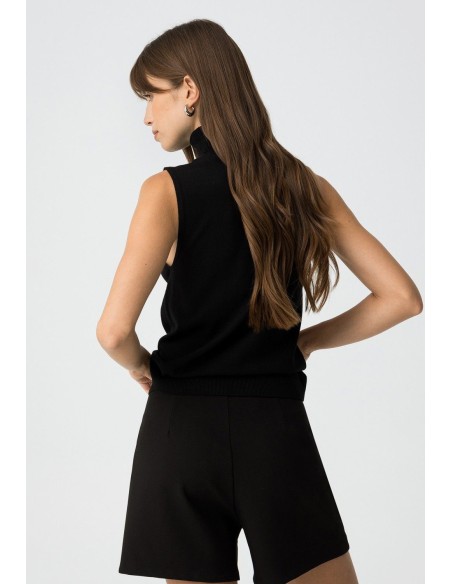 TOP SIN MANGAS CECILIA