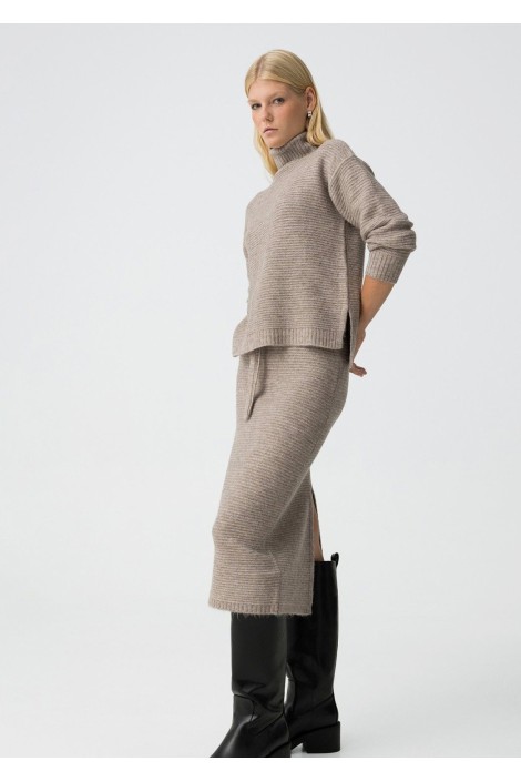 FALDA MIDI REGULAR 2