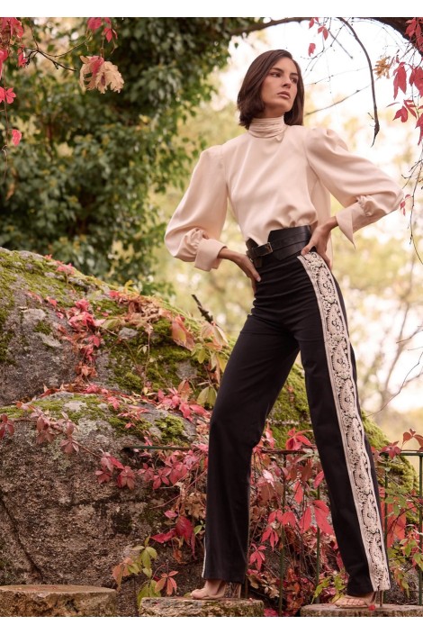 PANTALON SAETA NEGRO 2