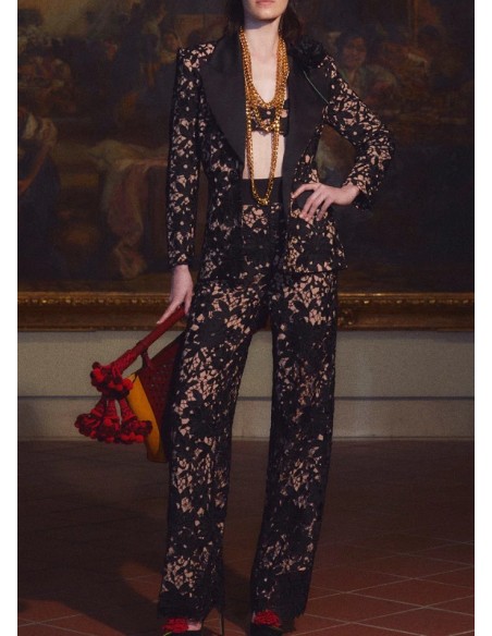 TRAJE DE CHAQUETA Y PANTALON