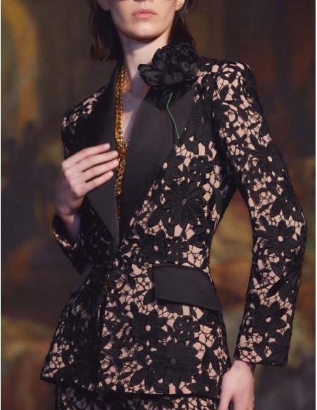 TRAJE DE CHAQUETA Y PANTALON