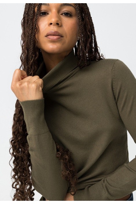 JERSEY SLIM FIT CUELLO ALTO 2