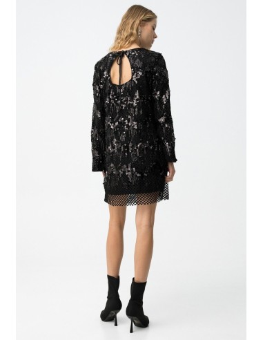 VESTIDO CORTO CON LENTEJUELAS