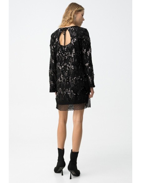 VESTIDO CORTO CON LENTEJUELAS
