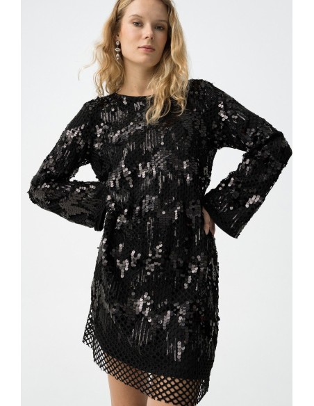 VESTIDO CORTO CON LENTEJUELAS