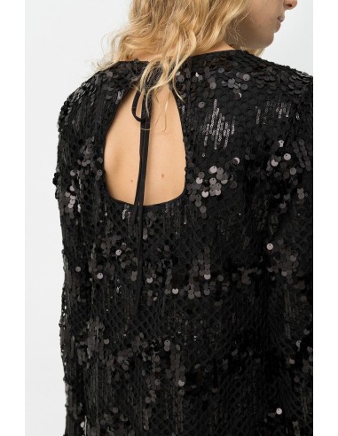 VESTIDO CORTO CON LENTEJUELAS