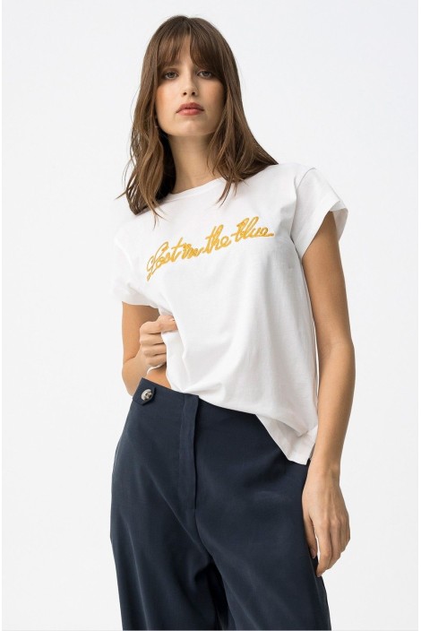 CAMISETA HILLARY WHITE 2