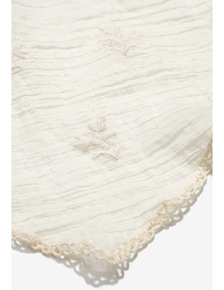 PAÑUELO BORDADO