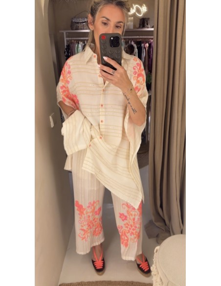 CONJUNTO DE BLUSA Y PANTALON KAPINE